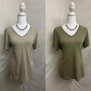 Athleta T-Shirt Bundle Women’s M Tan & Olive Green Soft Cotton Feel Set of 2